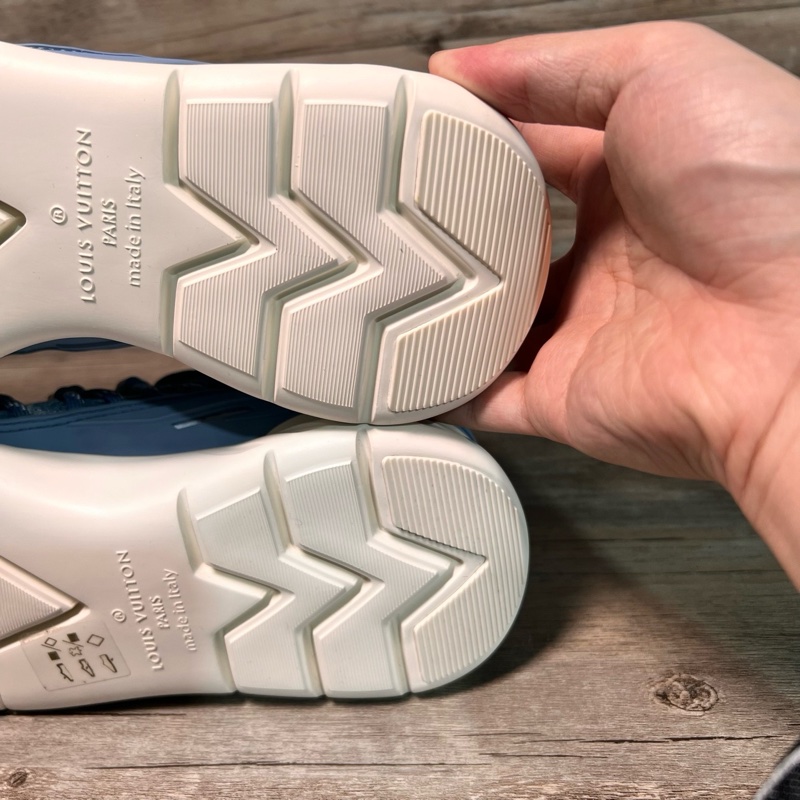 LV路易威登丹寧牛仔 老花logo滿印 41碼99閒置新未使用-6