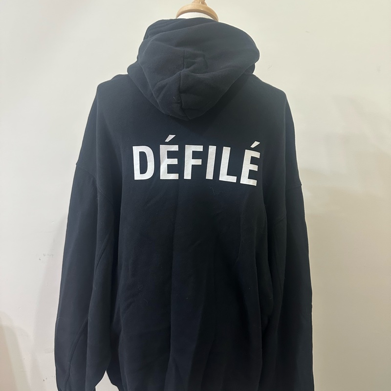 巴黎世家黑色連帽上衣-2