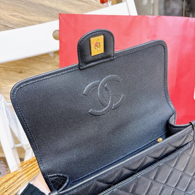 Chanel 22K 真品荔枝皮軍牌手柄郵差包豆腐包學院包-5