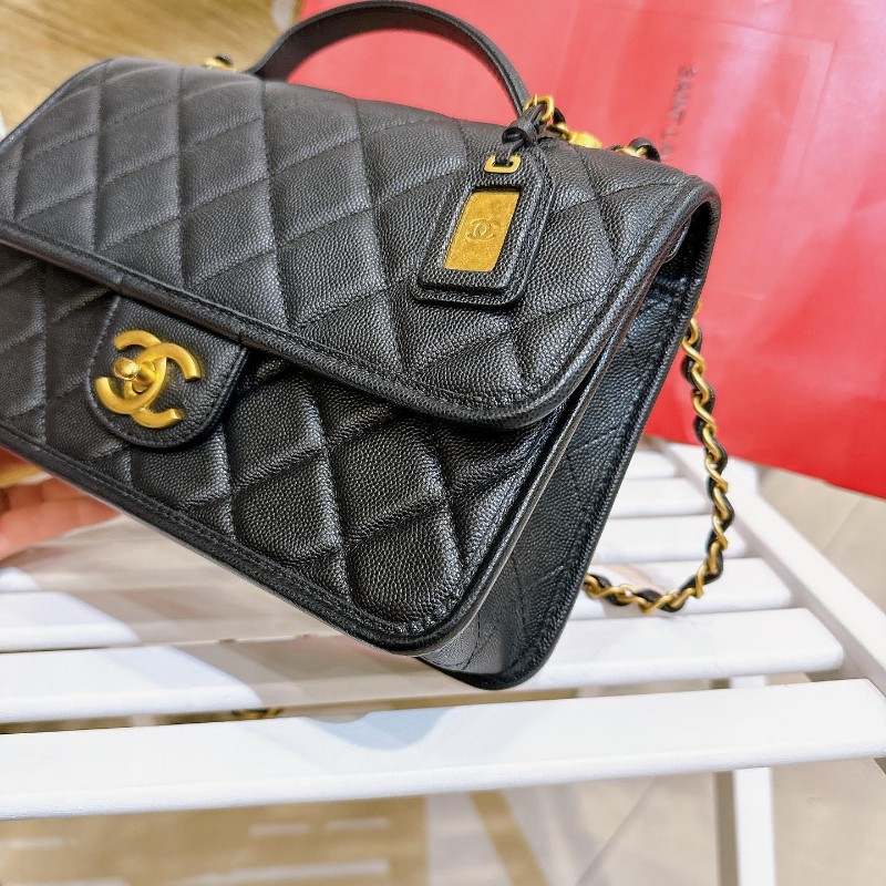 Chanel 22K 真品荔枝皮軍牌手柄郵差包豆腐包學院包-10