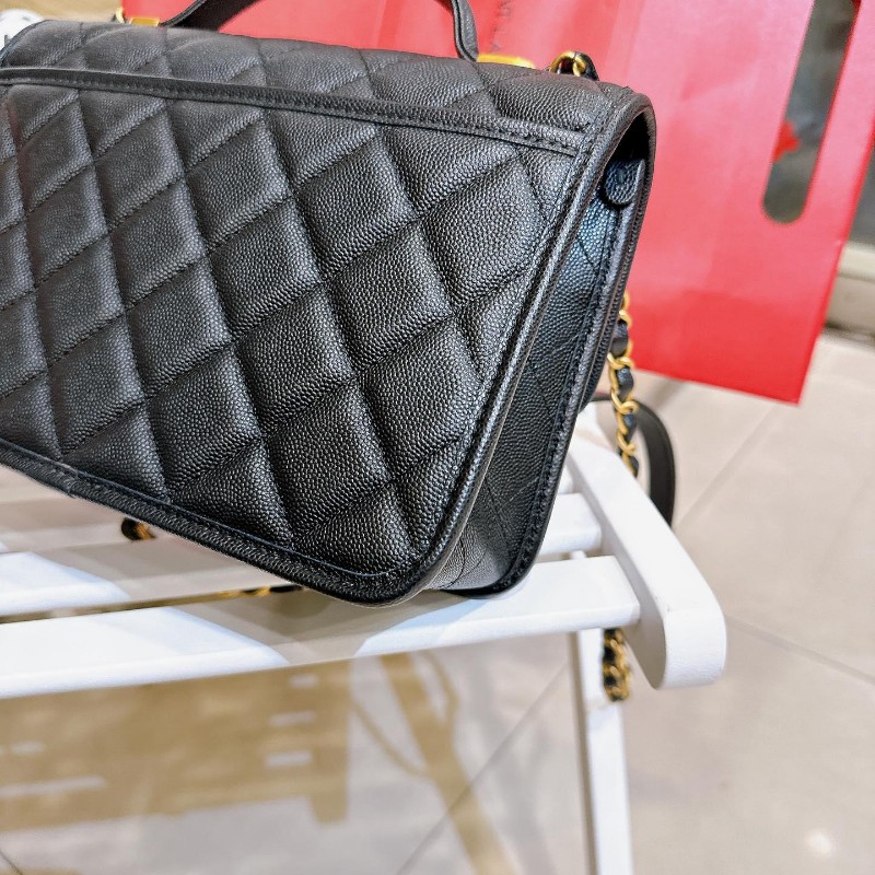 Chanel 22K 真品荔枝皮軍牌手柄郵差包豆腐包學院包-16