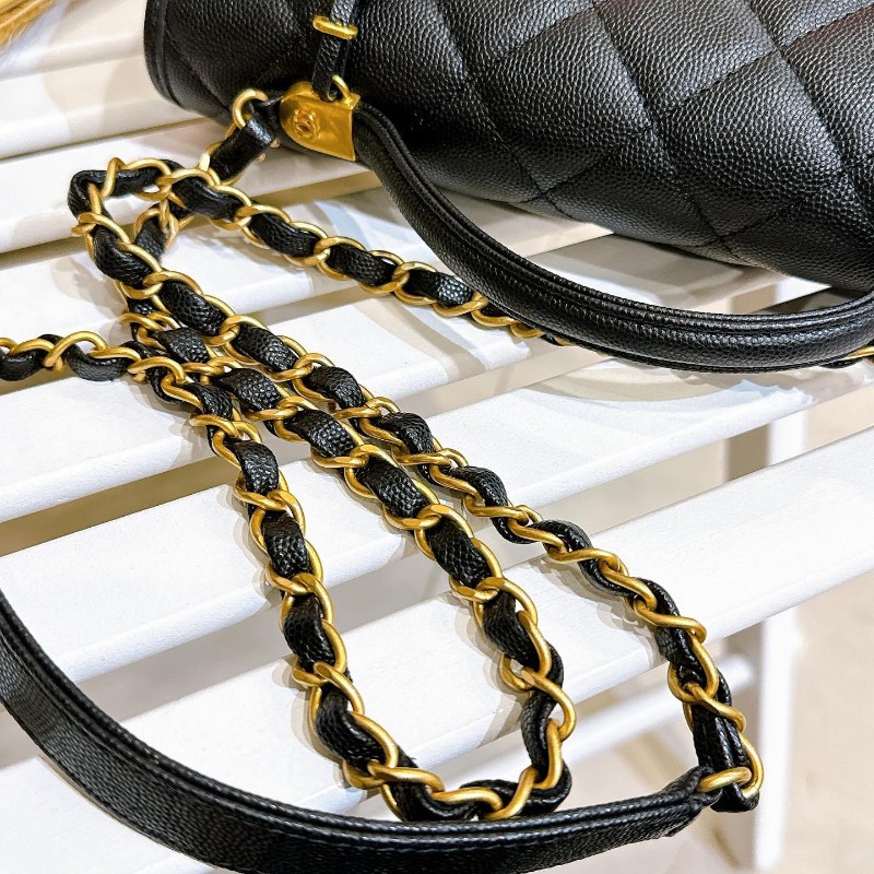 Chanel 22K 真品荔枝皮軍牌手柄郵差包豆腐包學院包-26