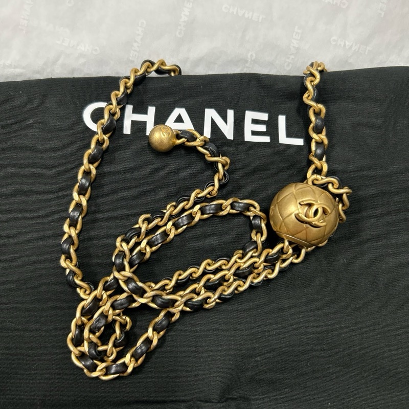 Chanel mini cf 20-12