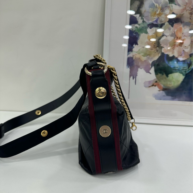 Chanel 香奈兒 黑金嬉皮水桶單肩包 26開-3