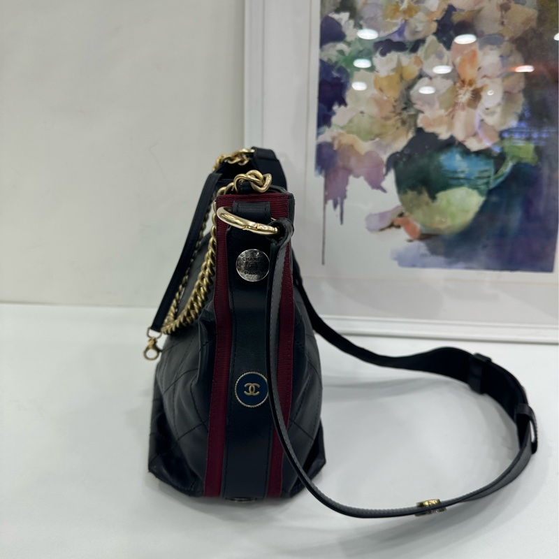 Chanel 香奈兒 黑金嬉皮水桶單肩包 26開-4