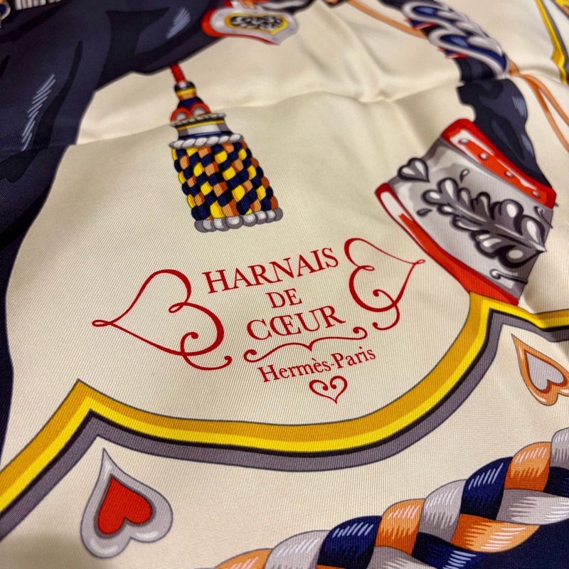 Hermes 心型馬具 HARNAIS DE COEUR 圍巾 90*90絲巾-9