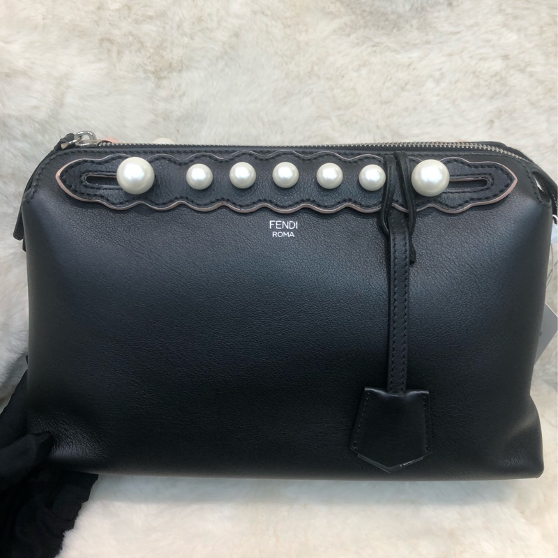 FENDI By the way 黑色珍珠手袋 XB901-3