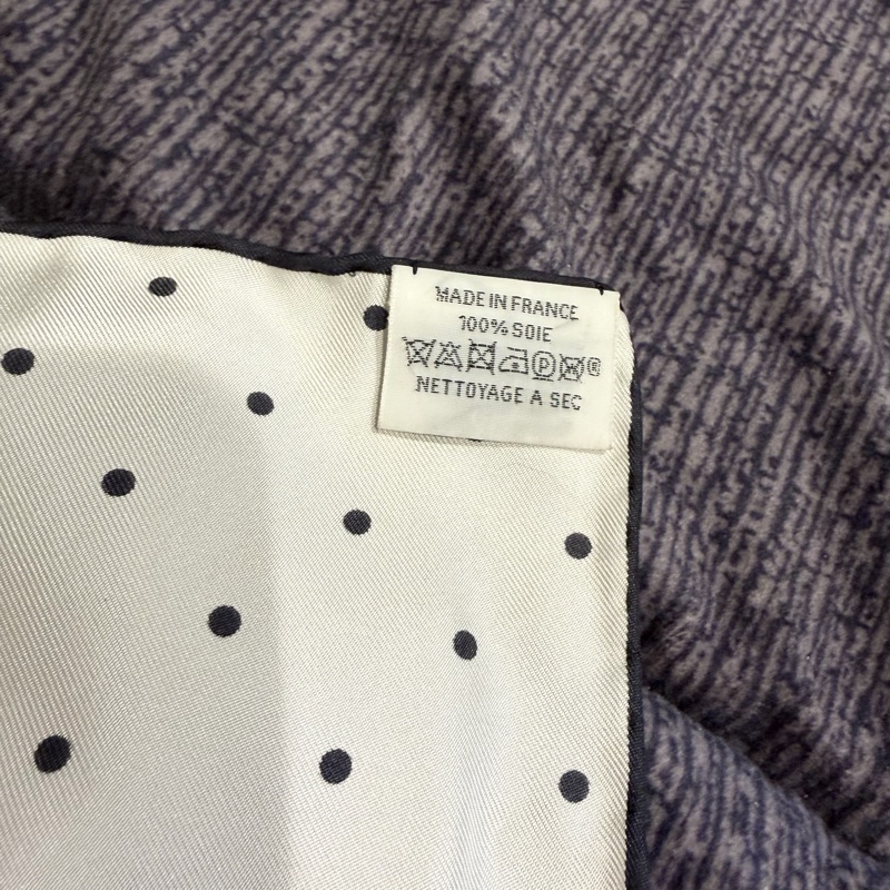 Hermes 華麗輕羽 PLUMETS ET PANACHES El 90*90絲巾-6