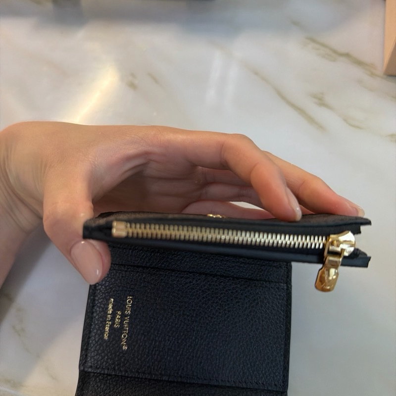 LV victorine 短夾-7