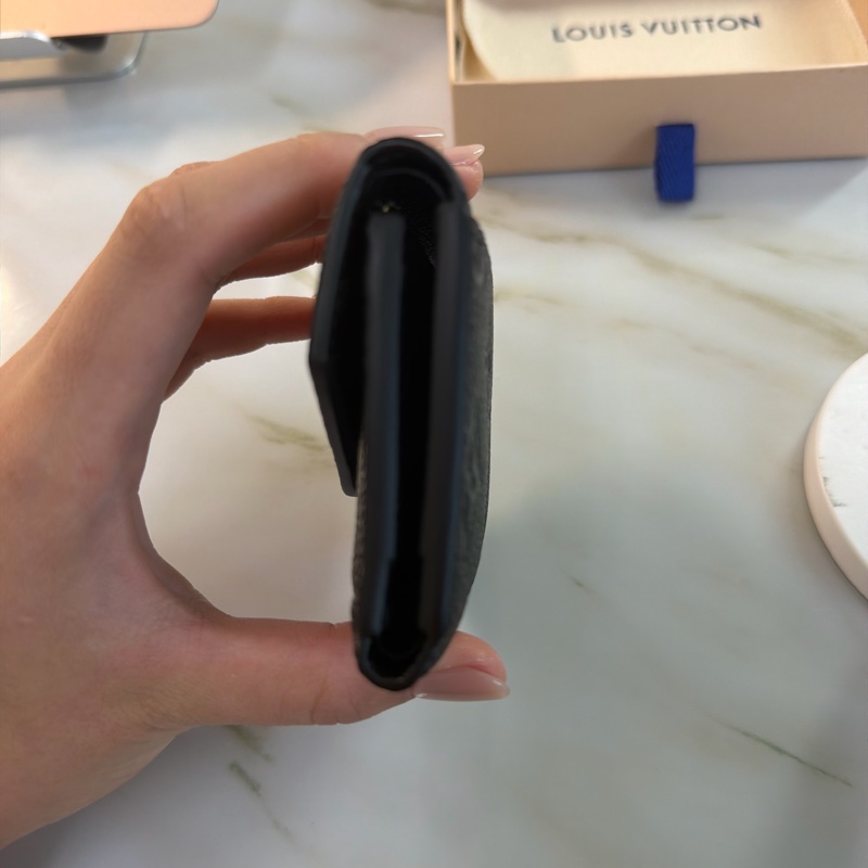 LV victorine 短夾-12