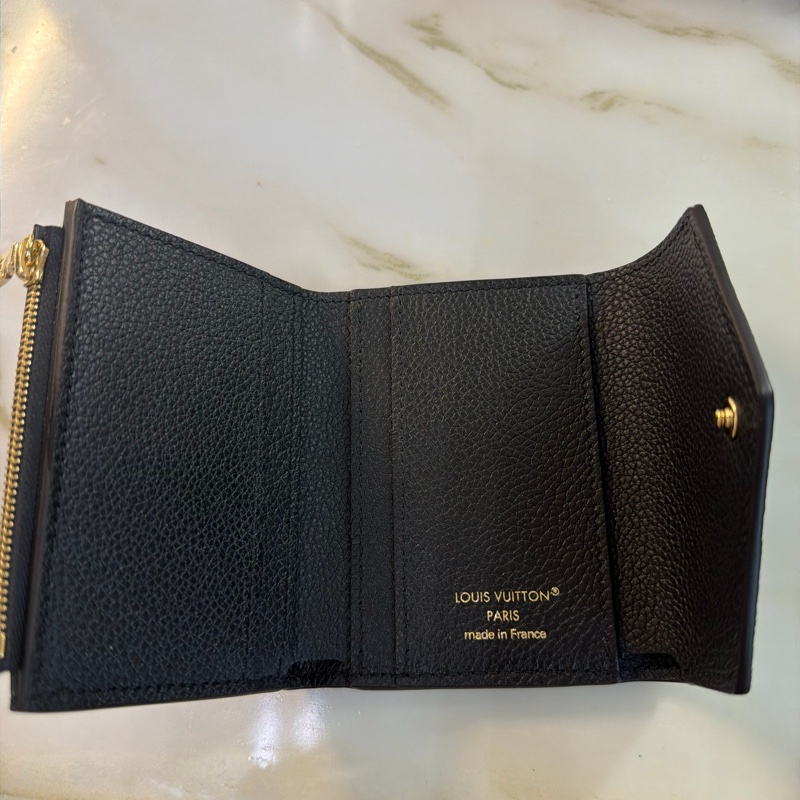 LV victorine 短夾-13