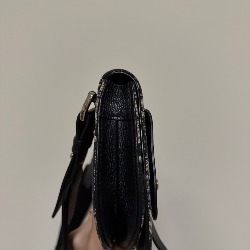 Dior 藍提花布黑牛皮Saddle郵差包-4