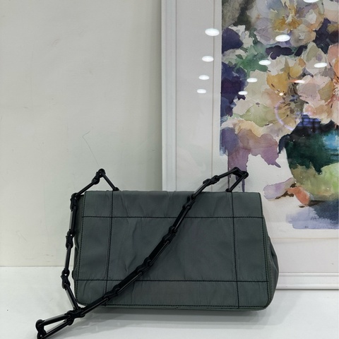Prada vintage尼龍降落傘單肩包