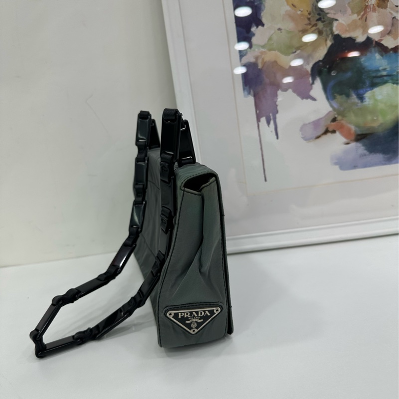 Prada vintage尼龍降落傘單肩包-3
