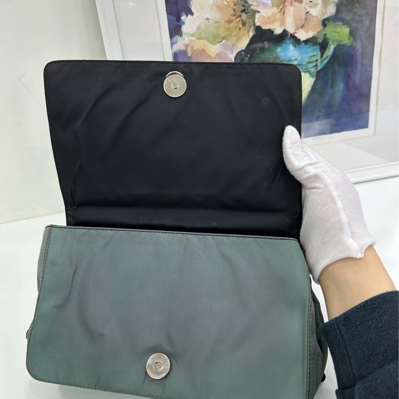 Prada vintage尼龍降落傘單肩包-6