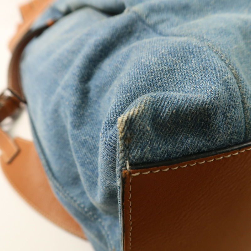 LOEWE 牛仔布/牛皮皮革Rucksack銀扣背包-9