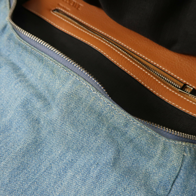 LOEWE 牛仔布/牛皮皮革Rucksack銀扣背包-14