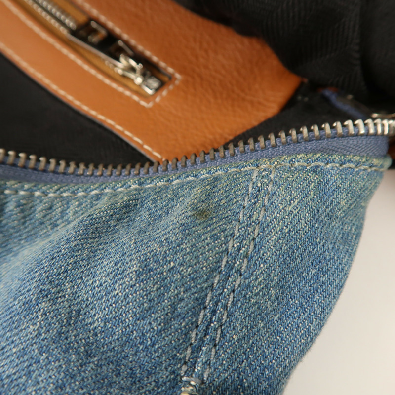 LOEWE 牛仔布/牛皮皮革Rucksack銀扣背包-15