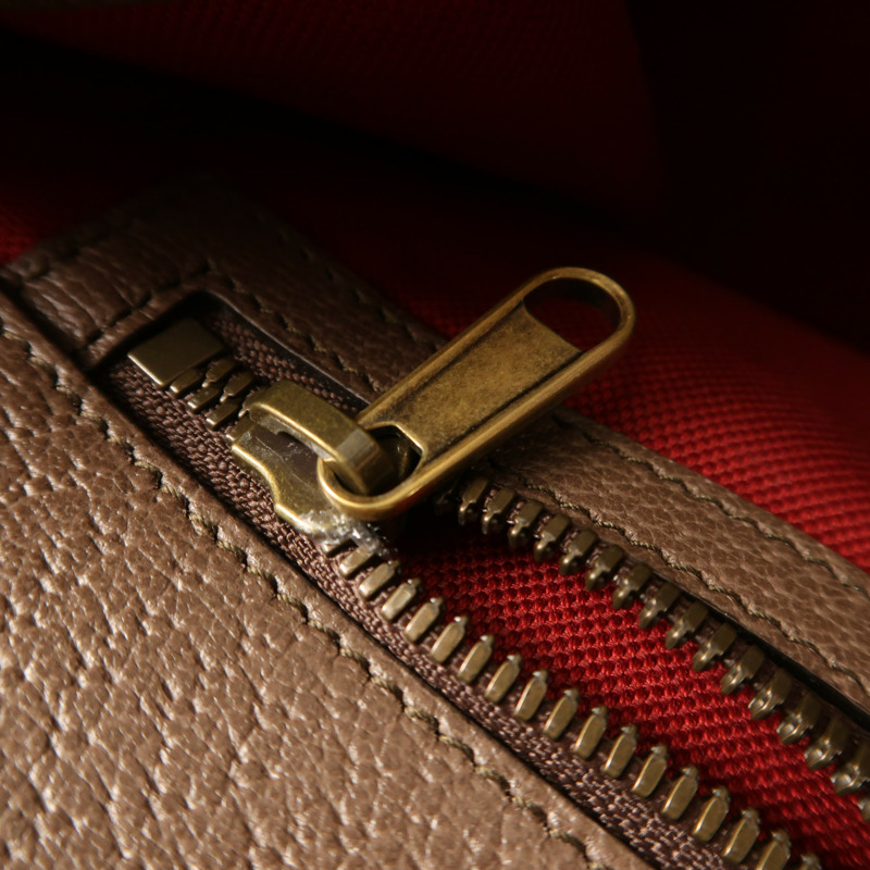 GUCCI 塗層帆布/牛皮皮革Gucci x Disney Donald Duck金扣手挽袋-15