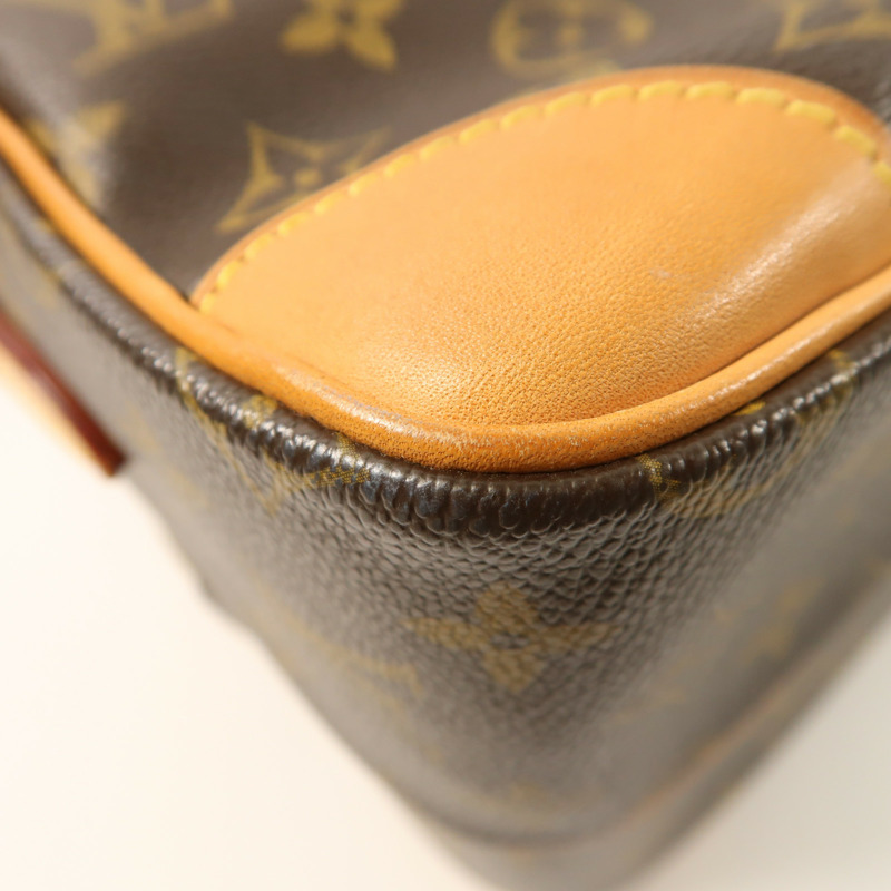 LOUIS VUITTON Monogram Nile金扣肩背袋-12