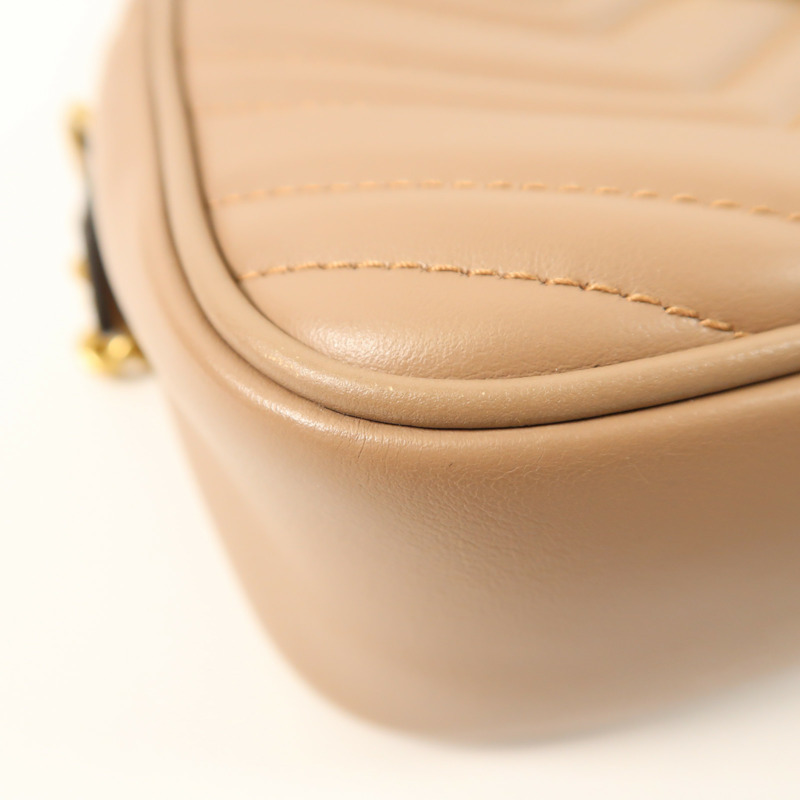 GUCCI 牛皮皮革GG Marmont金扣鏈帶肩背袋-11