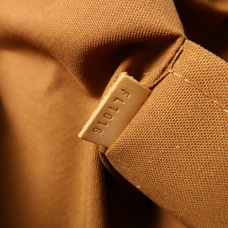 LOUIS VUITTON Monogram Lockit Horizontal金扣肩背袋-6