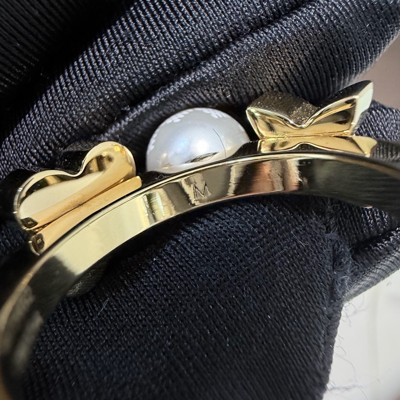 LV Charmy Pearl 四葉草珍珠戒指 LN003-14