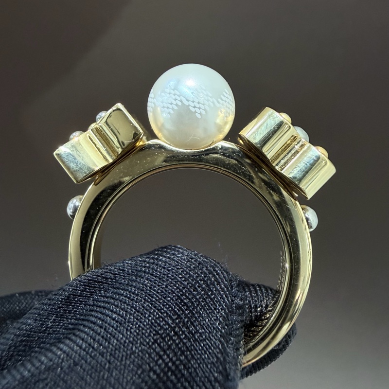 LV Charmy Pearl 四葉草珍珠戒指 LN003-20