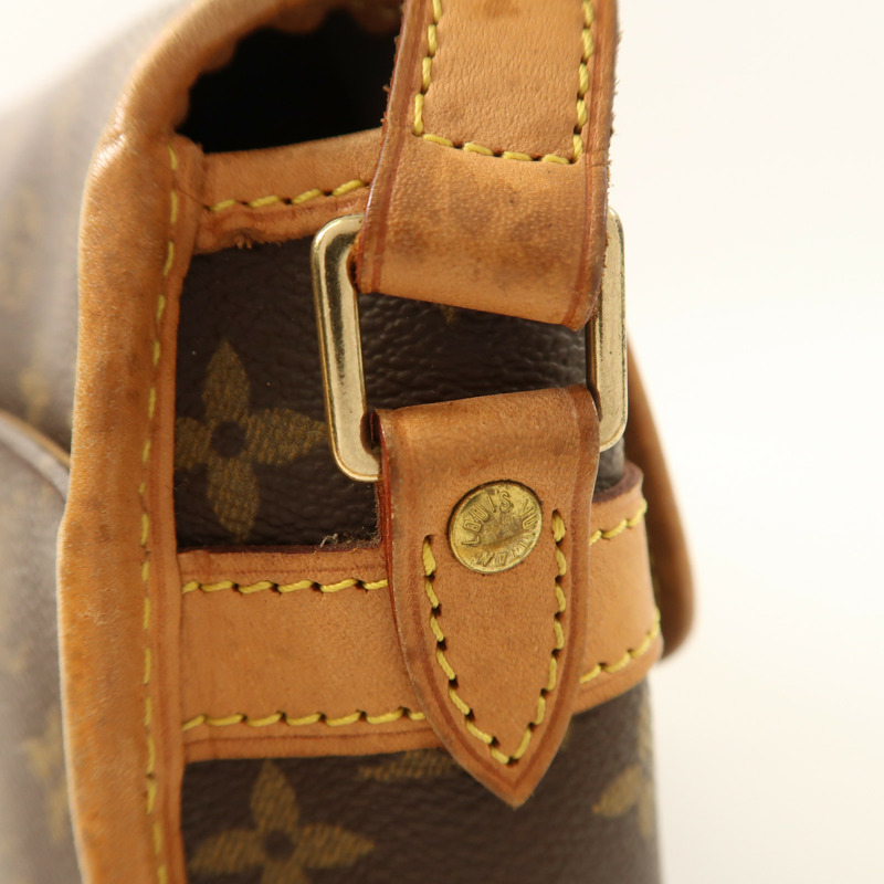 LOUIS VUITTON Monogram Sologne金扣肩背袋-21