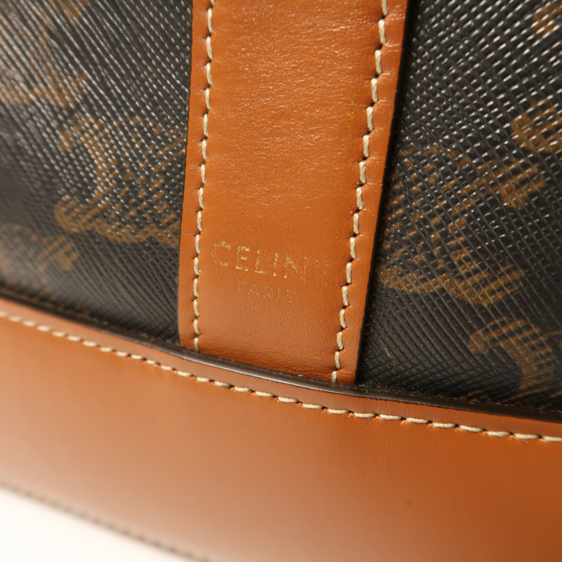 CELINE 塗層帆布Medium Bucket In Triomphe金扣肩背袋-5