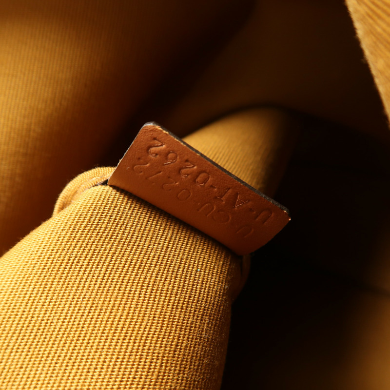 CELINE 塗層帆布Medium Bucket In Triomphe金扣肩背袋-6