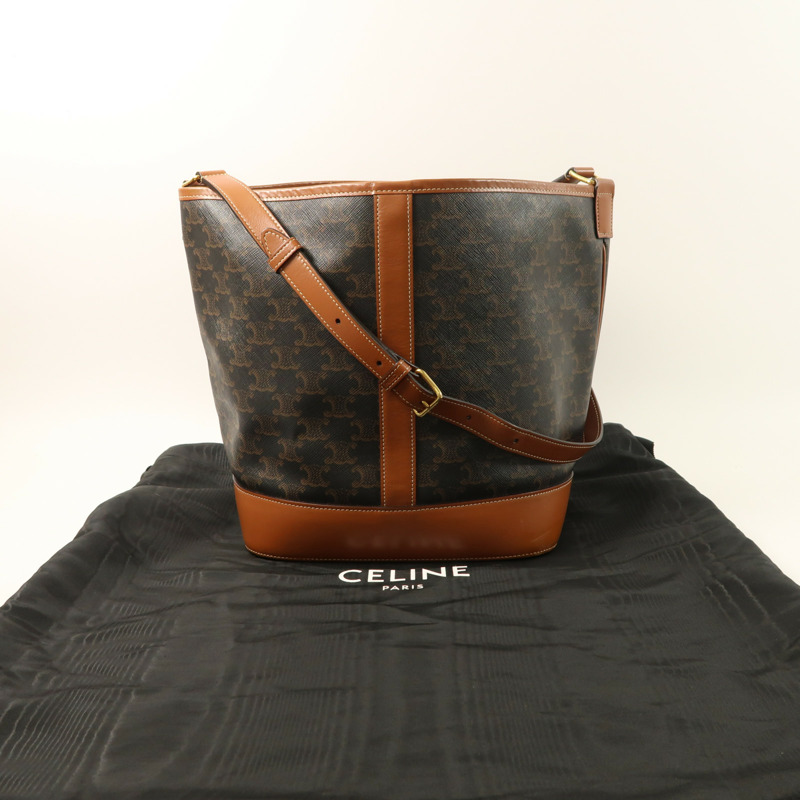 CELINE 塗層帆布Medium Bucket In Triomphe金扣肩背袋-8