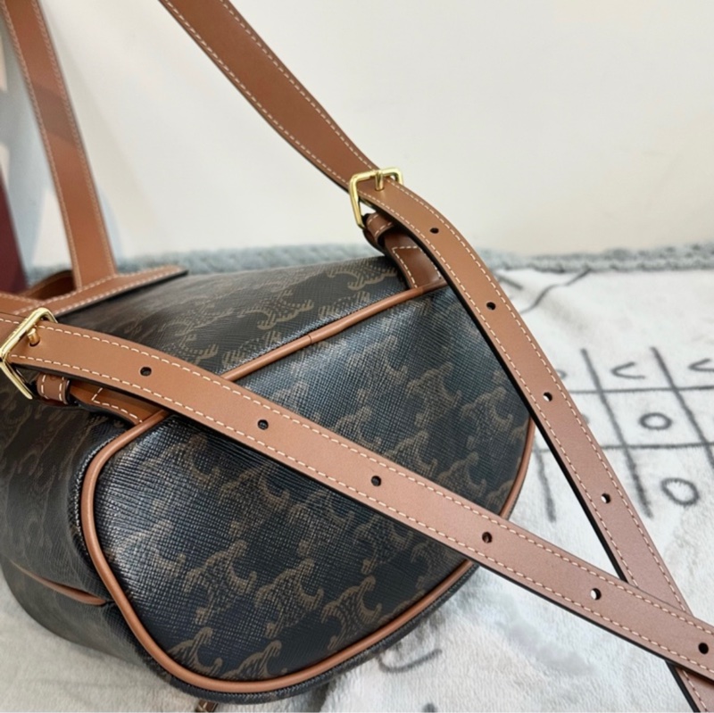 『全🆕』 Celine Folco Mini Backpack 迷你老花拼牛皮背包-4