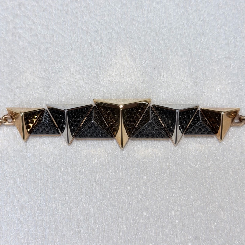 LV 三色金字塔鉚釘手鏈 LN002-1