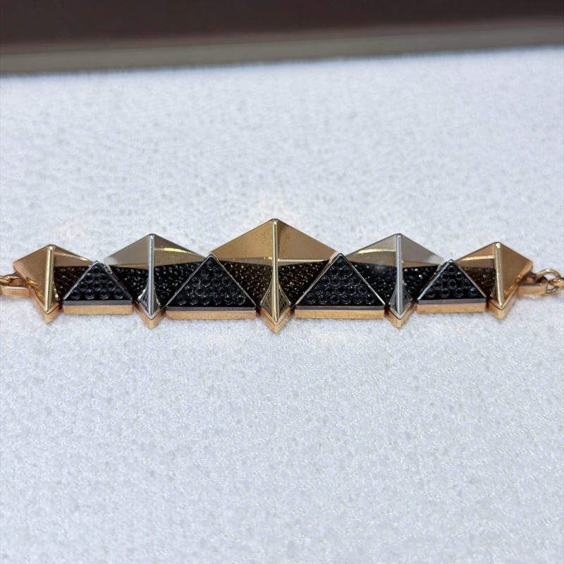 LV 三色金字塔鉚釘手鏈 LN002-2