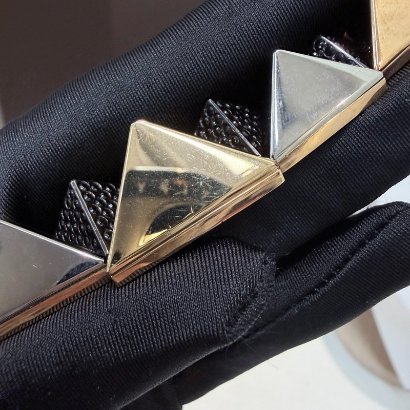 LV 三色金字塔鉚釘手鏈 LN002-6