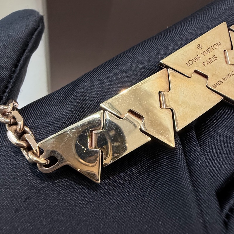 LV 三色金字塔鉚釘手鏈 LN002-26