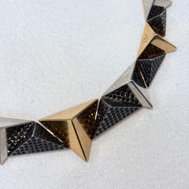 LV 三色金字塔鉚釘項鏈 LN001-11