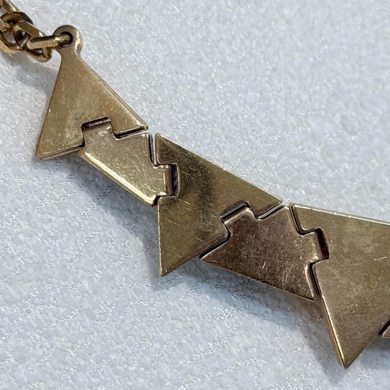 LV 三色金字塔鉚釘項鏈 LN001-17