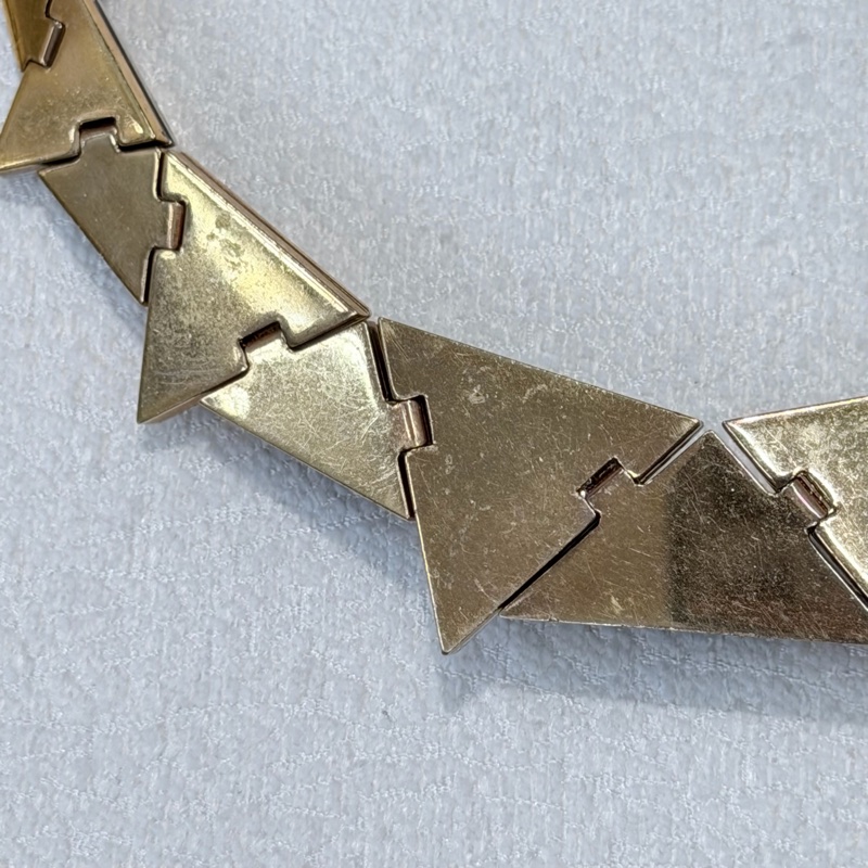 LV 三色金字塔鉚釘項鏈 LN001-31