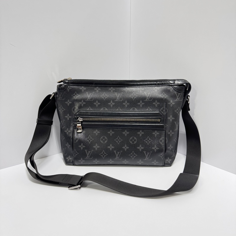 【新款黑武士🆒】 LV M44223 Odyssey 黑老花 斜背包(專櫃94,800)-10