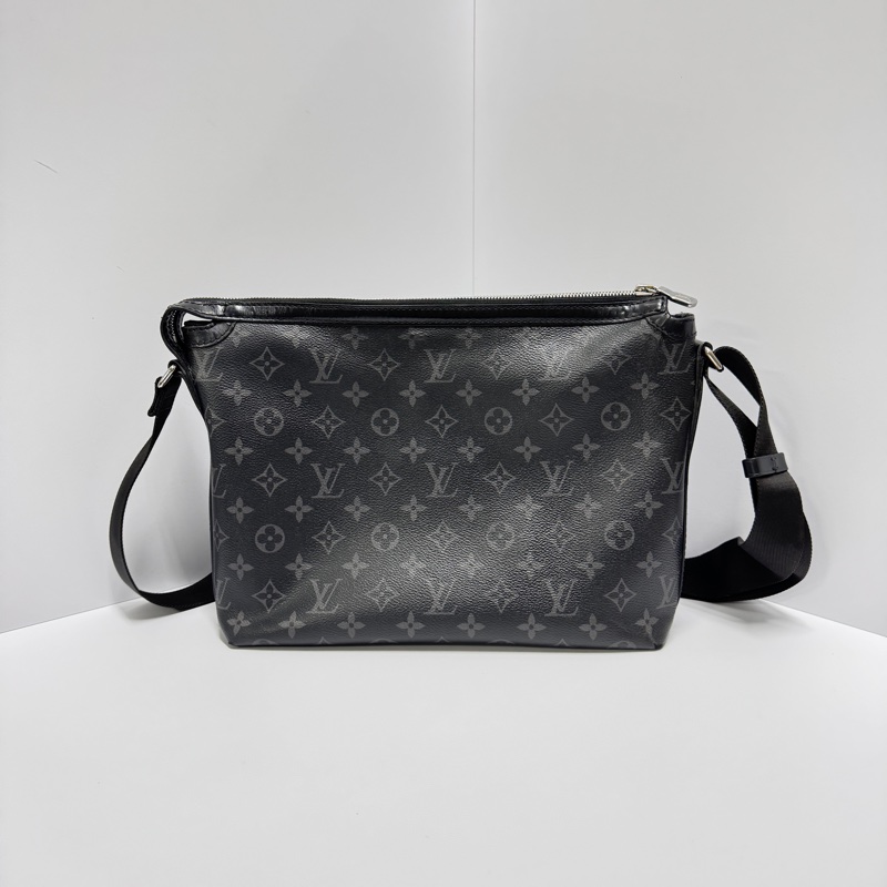 【新款黑武士🆒】 LV M44223 Odyssey 黑老花 斜背包(專櫃94,800)-11