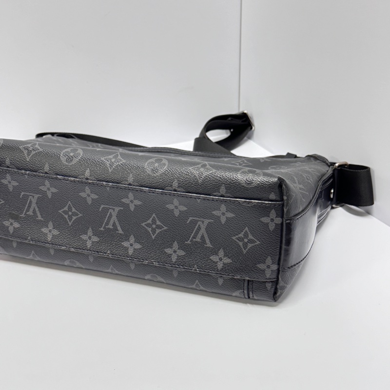 【新款黑武士🆒】 LV M44223 Odyssey 黑老花 斜背包(專櫃94,800)-17