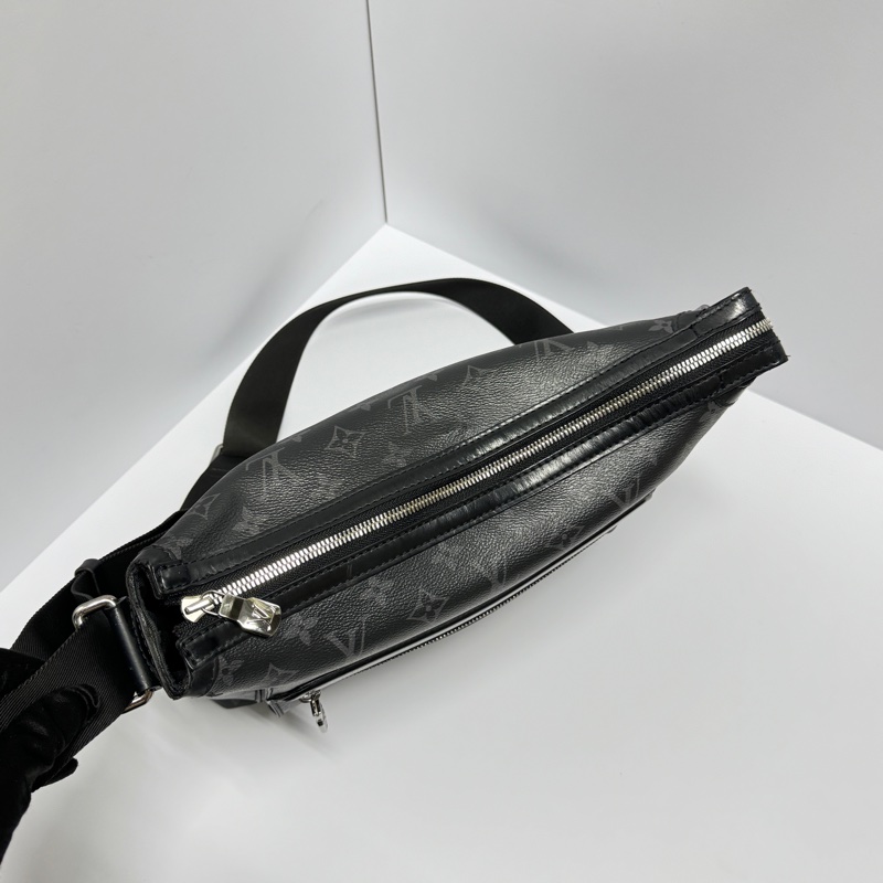 【新款黑武士🆒】 LV M44223 Odyssey 黑老花 斜背包(專櫃94,800)-20