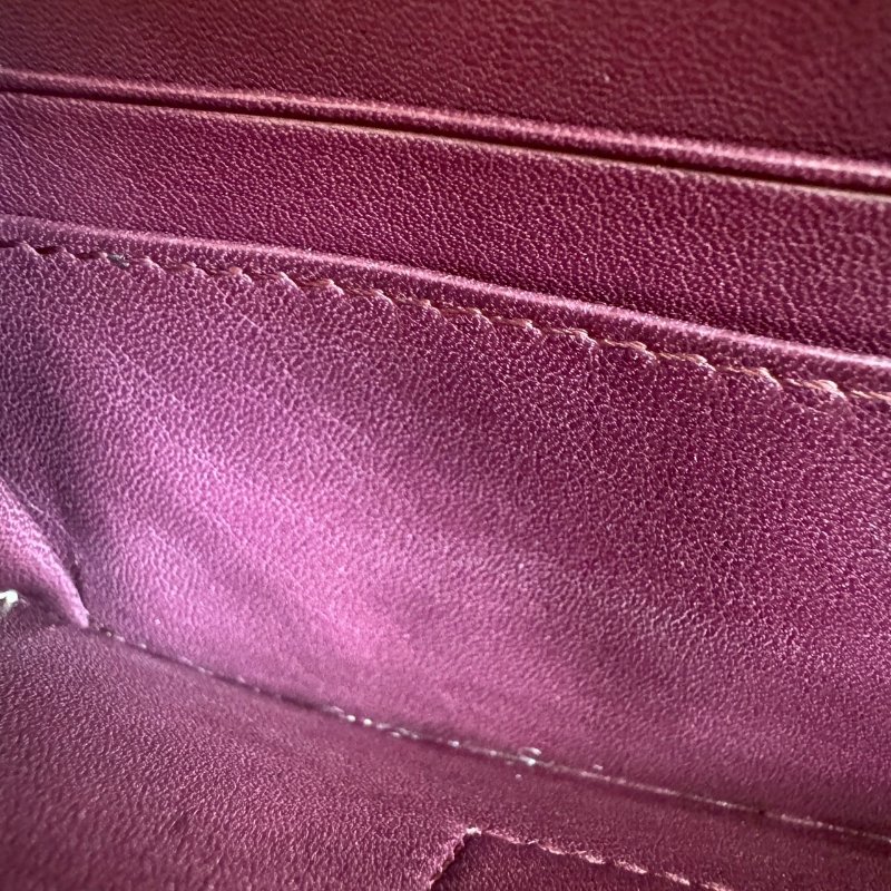 🤎包身超輕 Loewe 深咖色釦式斜背包-20