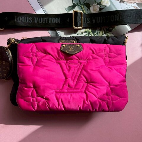 ❤️一包三用 LV 黑+桃紅尼龍三合一斜背包