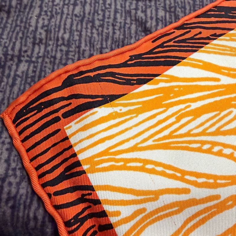 Hermes 形狀騎士 Cavalier en Formes scarf 90*90絲巾-13