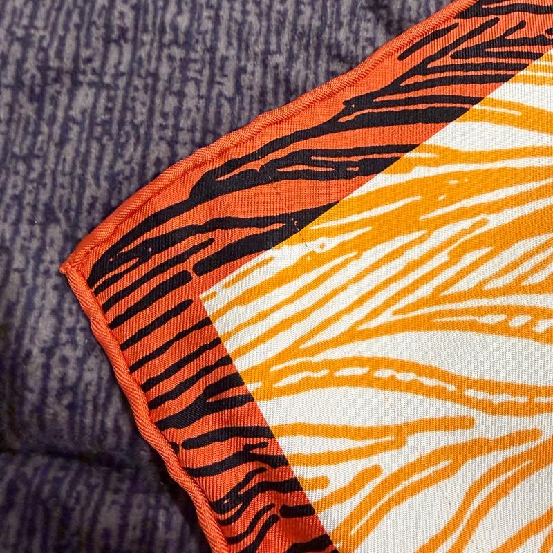 Hermes 形狀騎士 Cavalier en Formes scarf 90*90絲巾-14
