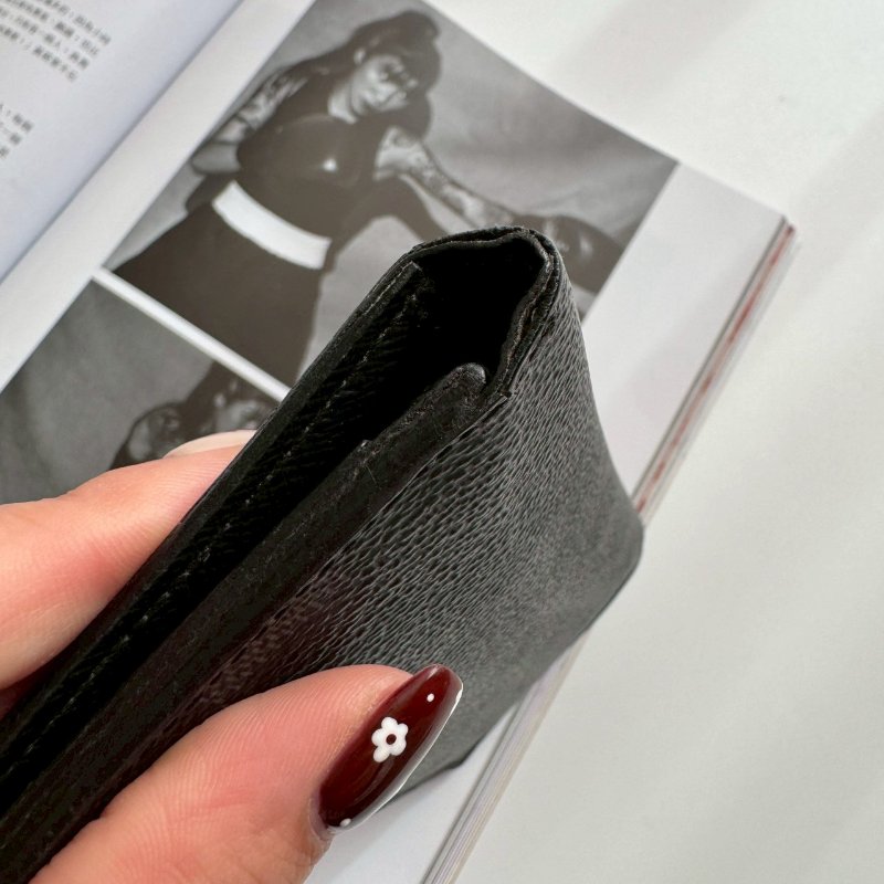 ✨98成新 LV 黑棋盤格對開長夾-3