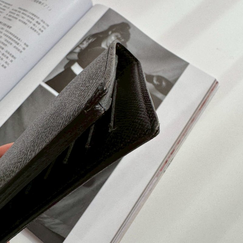 ✨98成新 LV 黑棋盤格對開長夾-5